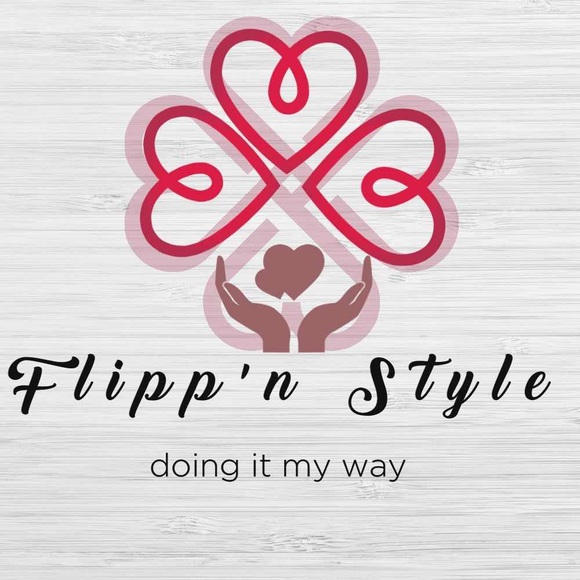 Meet your Posher, Tina - Picture 2 of 2